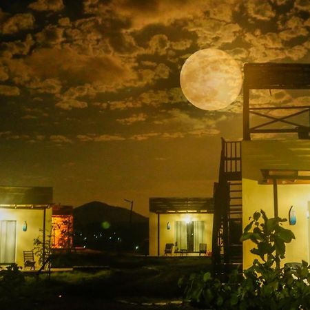 Tres Velas Surf Celestino Gazca Villasenor Exteriör bild