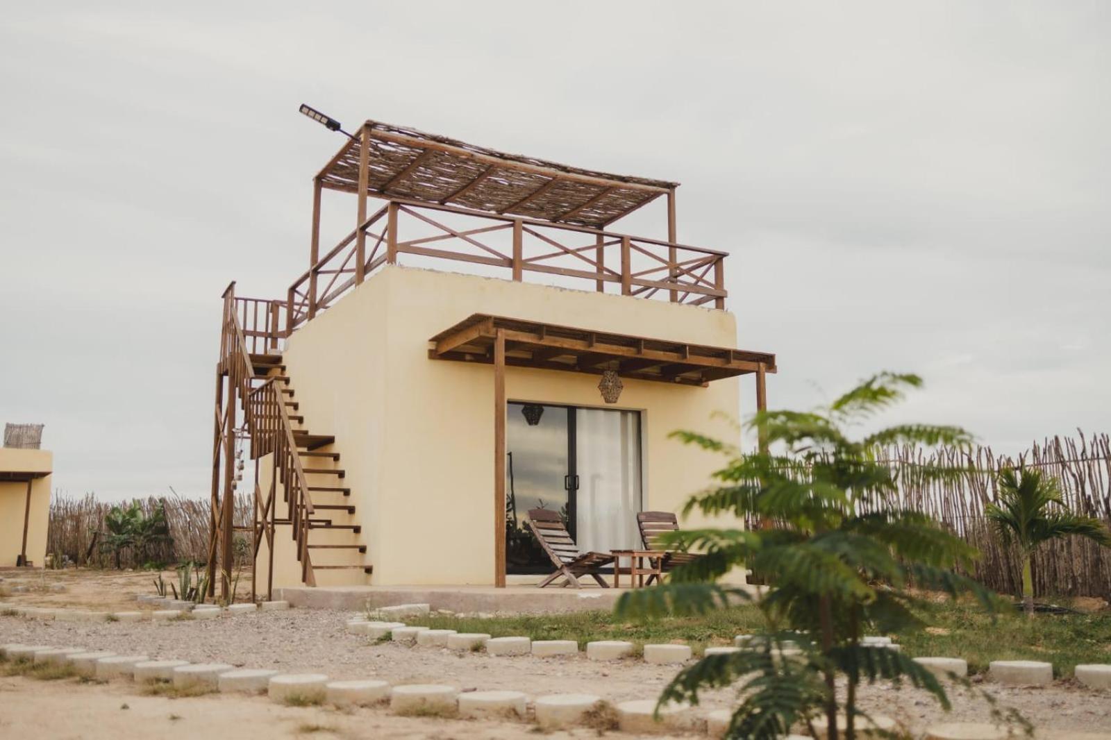 Tres Velas Surf Celestino Gazca Villasenor Exteriör bild