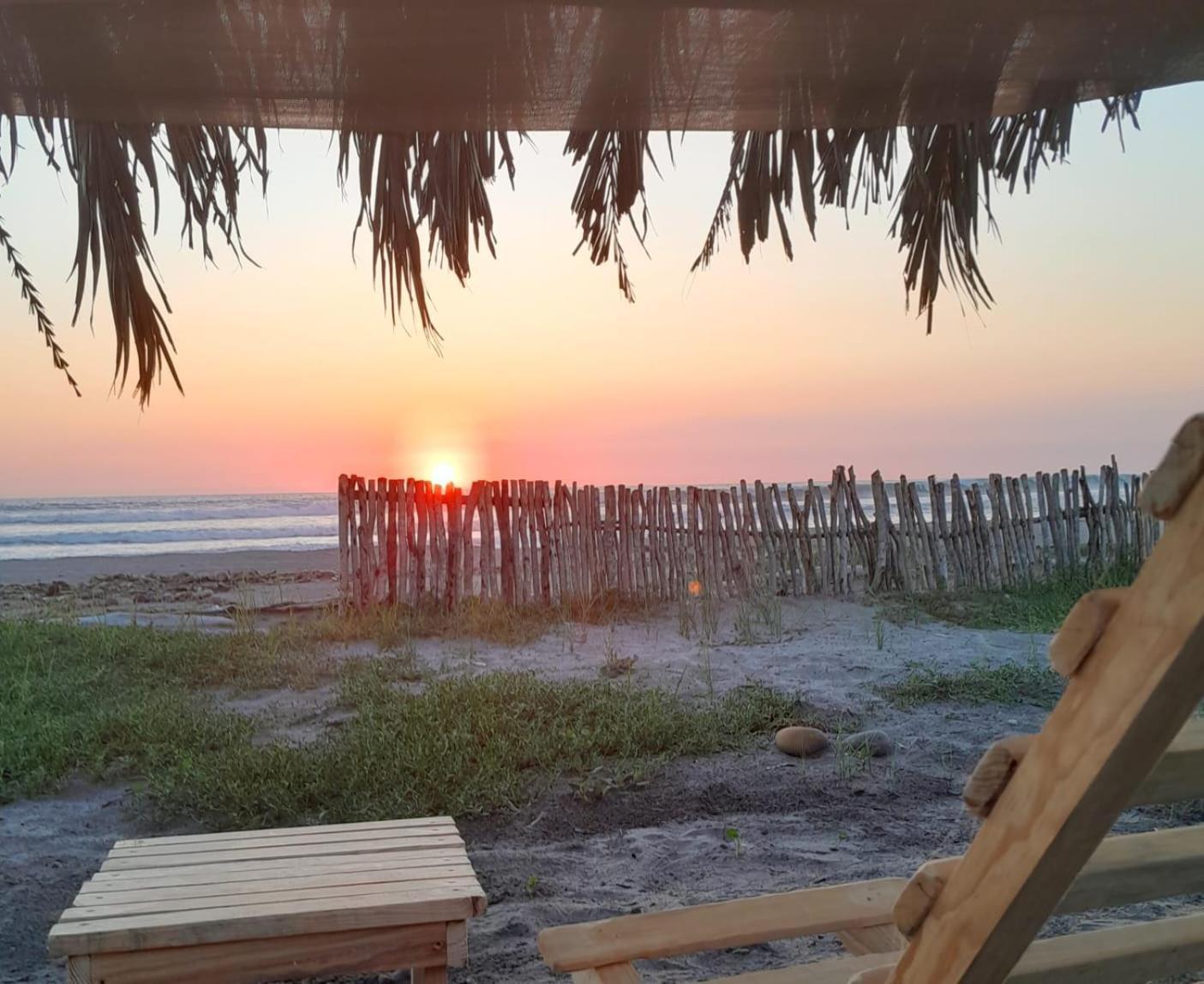 Tres Velas Surf Celestino Gazca Villasenor Exteriör bild